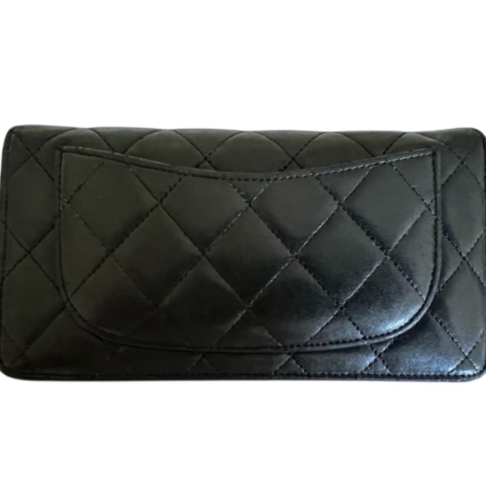 CHANEL Quilted Caviar Trifold Classic Flap Wallet - Picture 2 of 13